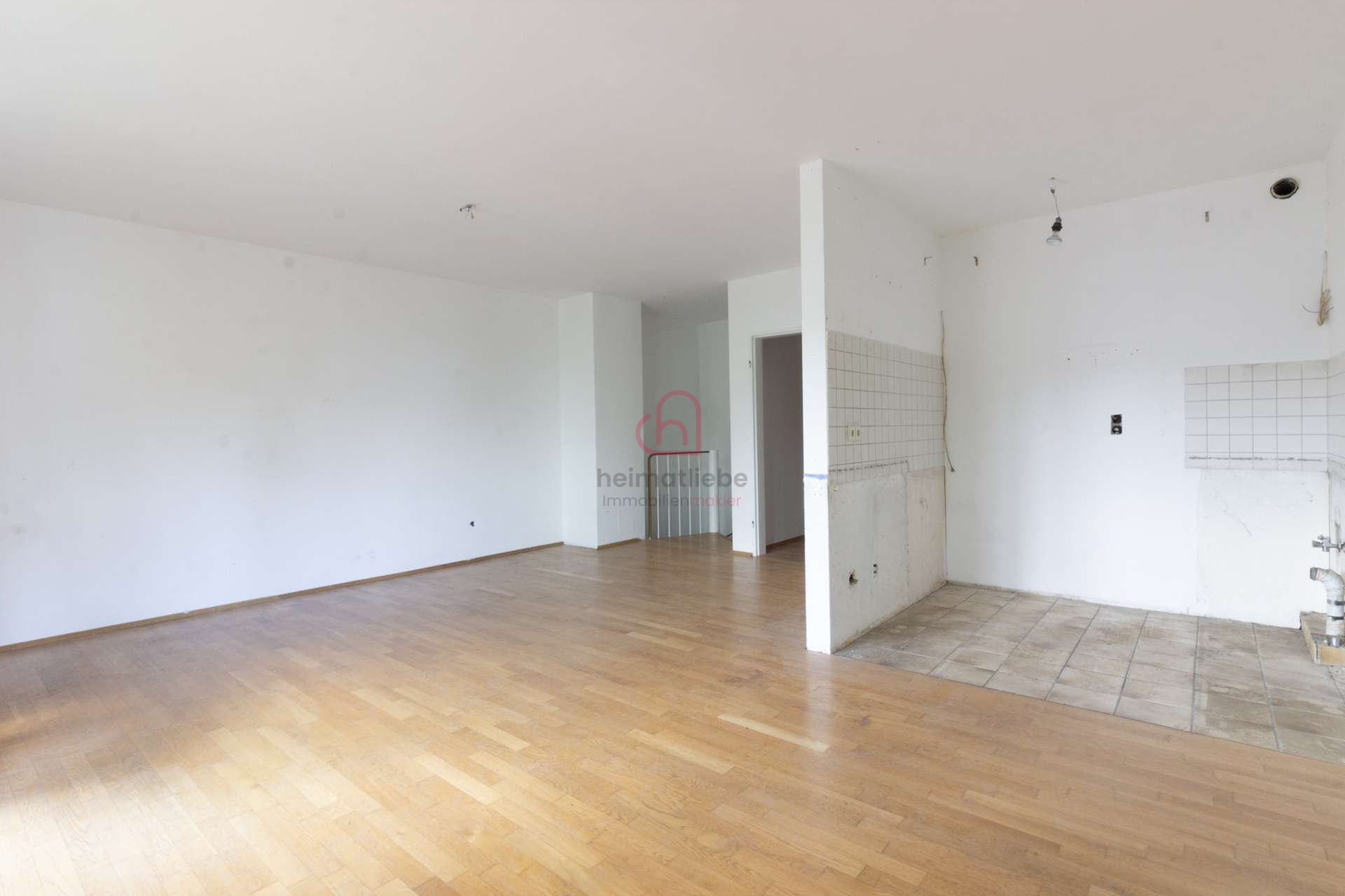 Platz für Esstisch und Wohnen