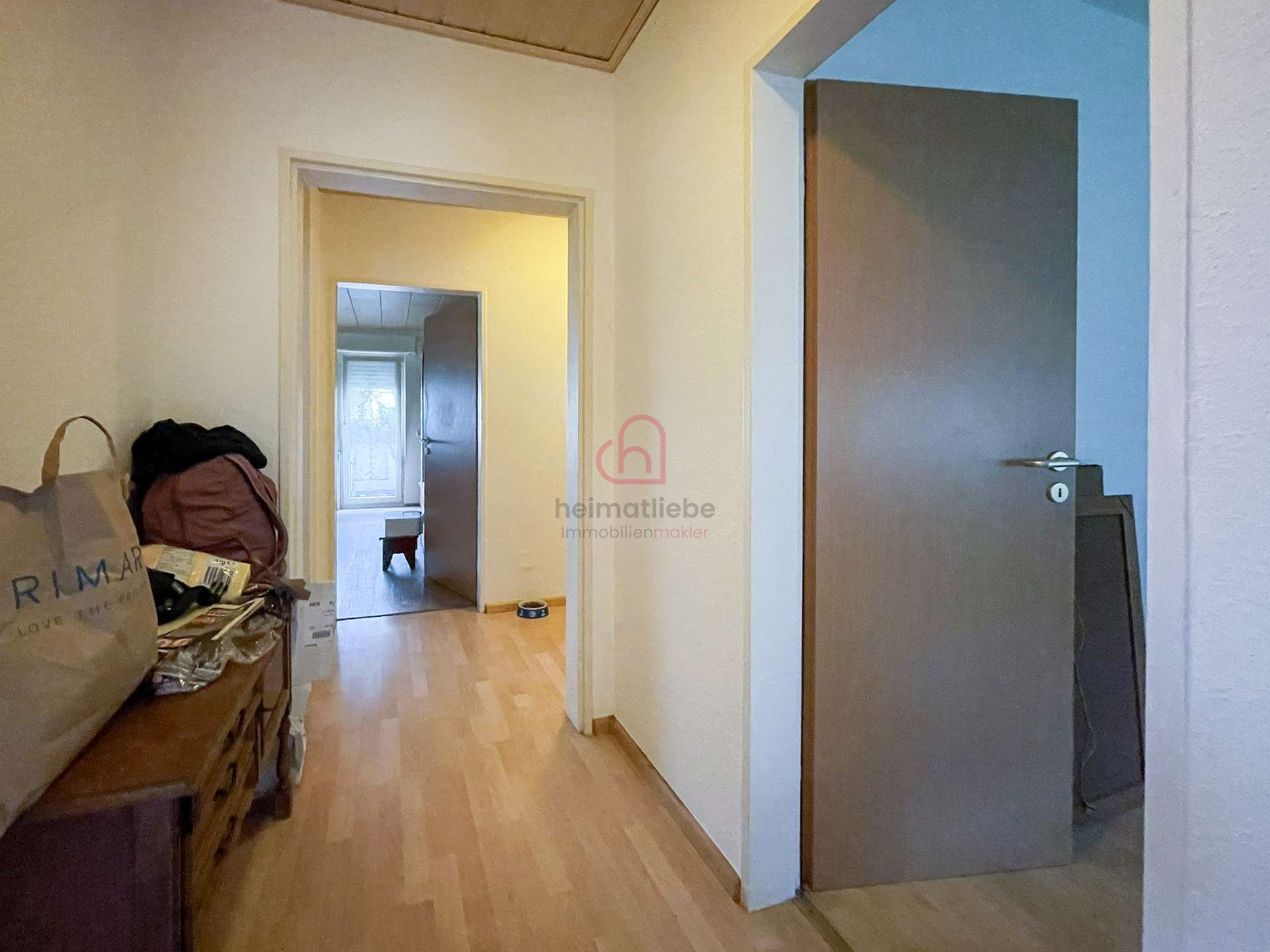 Diele im Erdgeschoss rechts