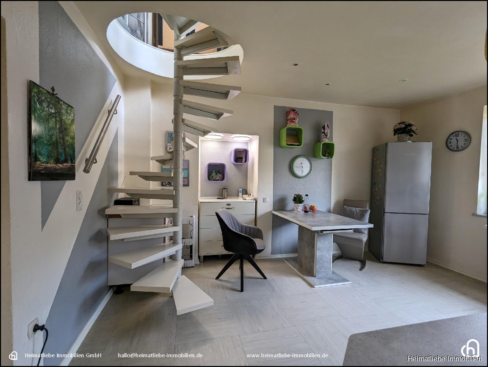 Wohnküche mit Treppe Expose Heimatliebe Immobilienmakler Essen