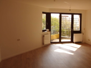 Nähe Stadtgarten: Tolle Wohnung mit Balkon/Aufzug/TG-Stellplatz, 45128 Essen, Etagenwohnung