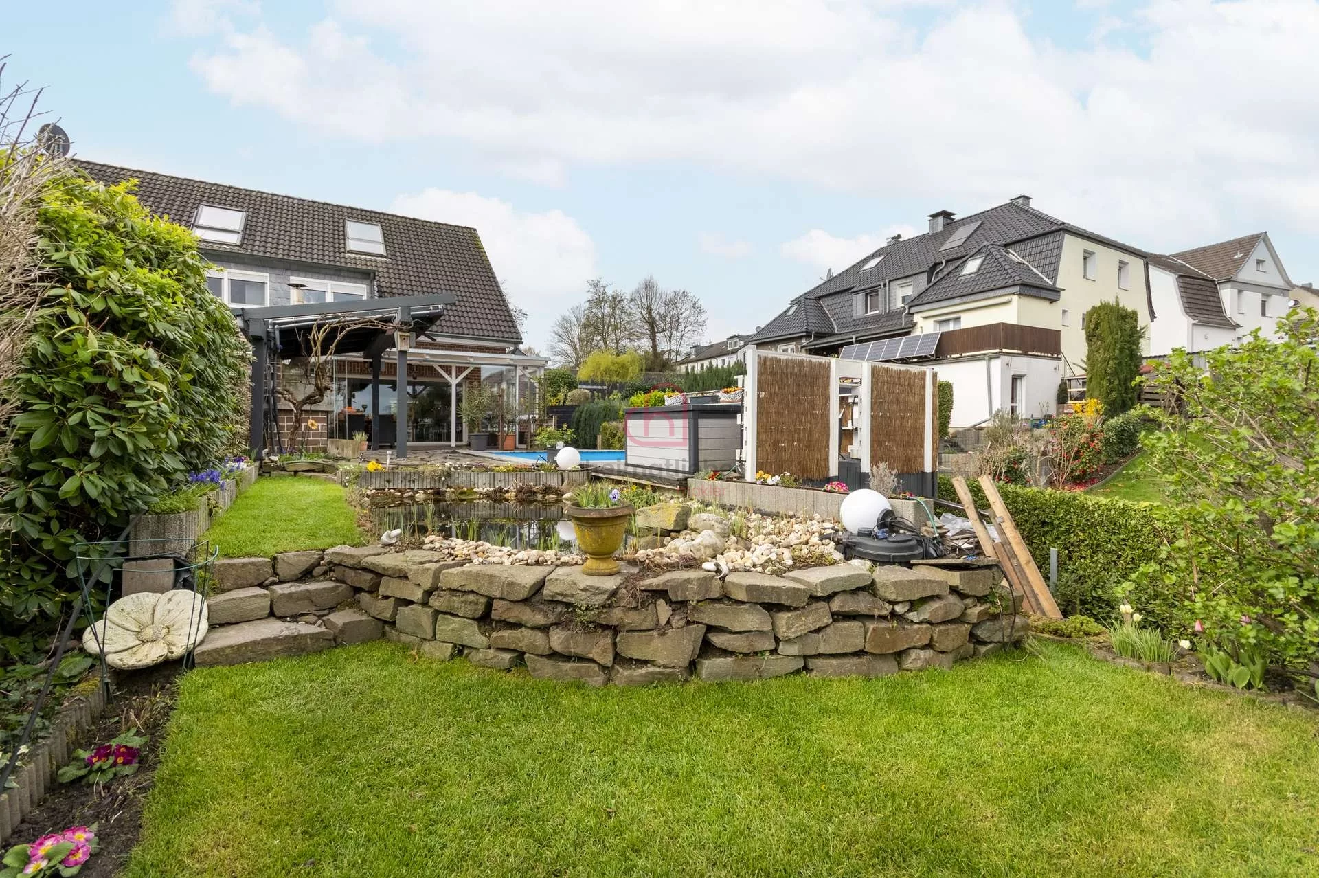 Garten | liebevoll angelegter Garten